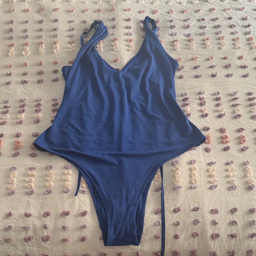 Blue Aurora Viral Swimsuit. XL never worn